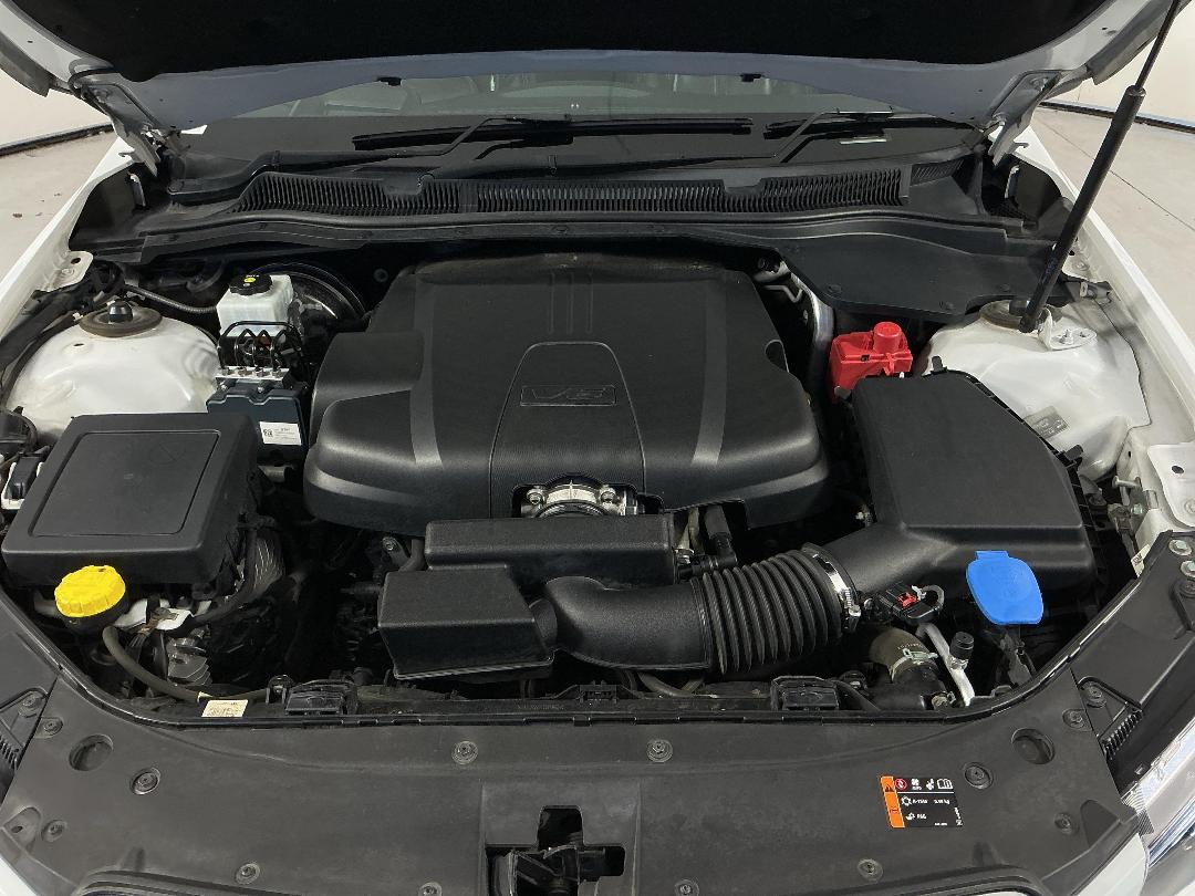 Photo '13' of Holden Commodore Photo '13' of Holden Commodore