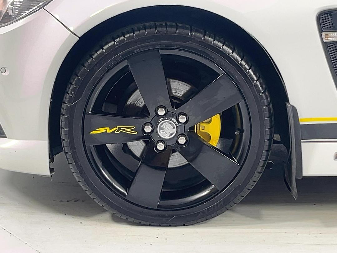 Photo '10' of Holden Commodore