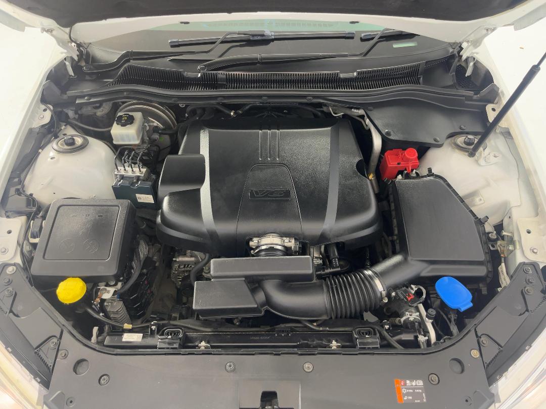 Photo '13' of Holden Commodore