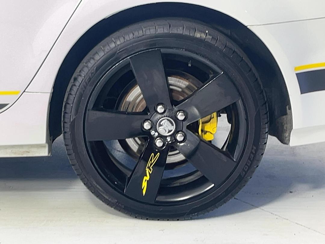 Photo '11' of Holden Commodore