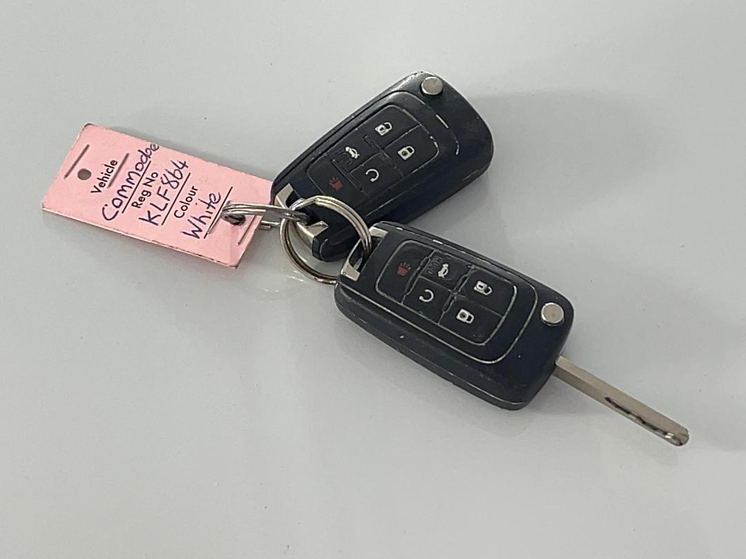 Photo '22' of Holden Commodore