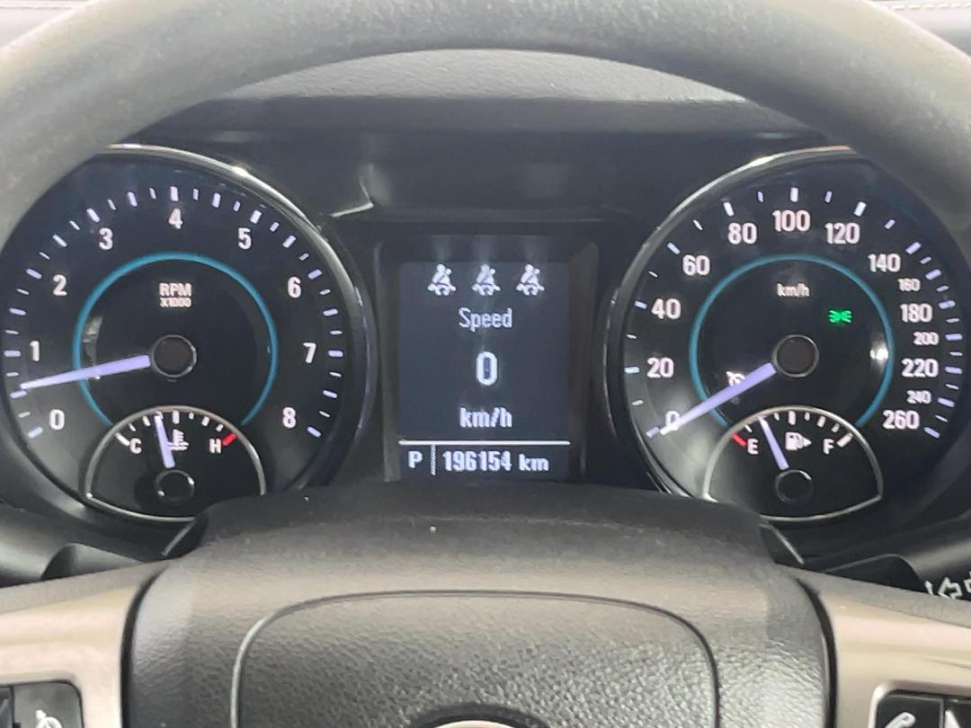 Photo '21' of Holden Commodore