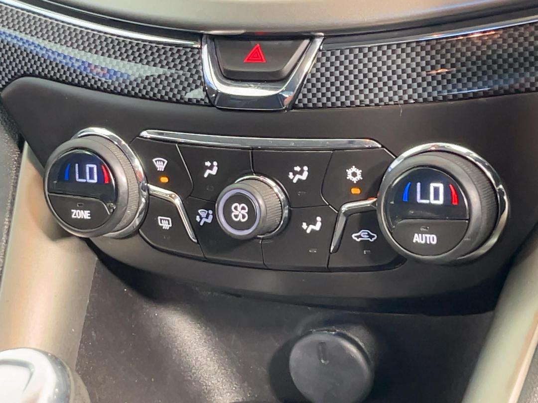 Photo '27' of Holden Commodore