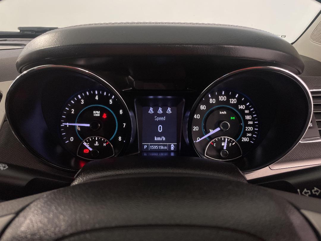 Photo '21' of Holden Commodore