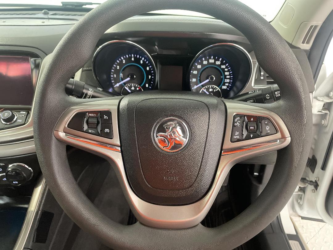 Photo '27' of Holden Commodore