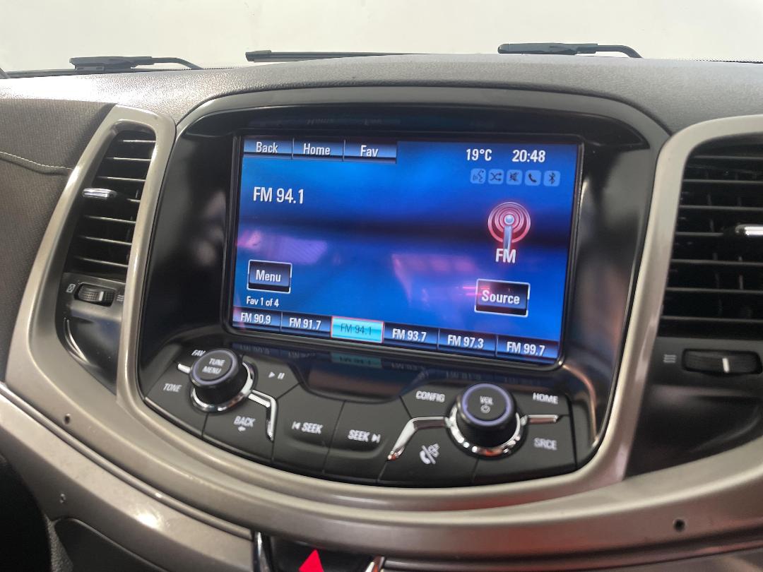 Photo '28' of Holden Commodore