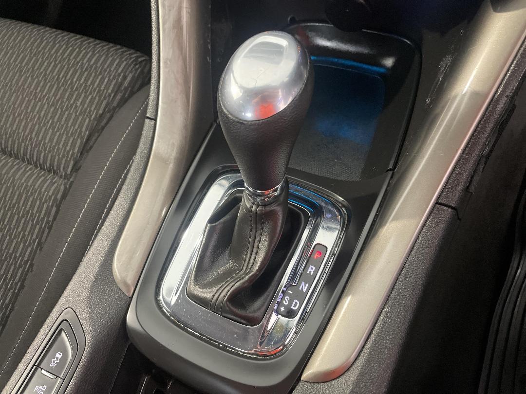 Photo '31' of Holden Commodore