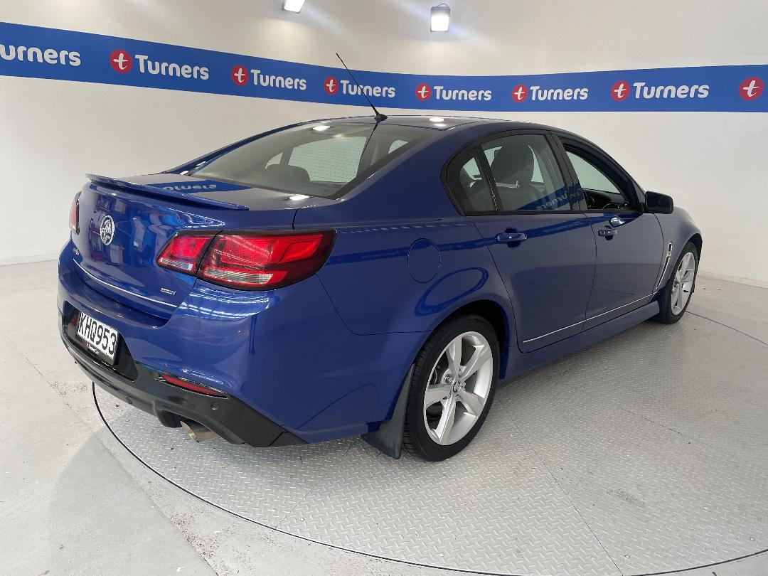 Photo '7' of Holden Commodore Photo '7' of Holden Commodore