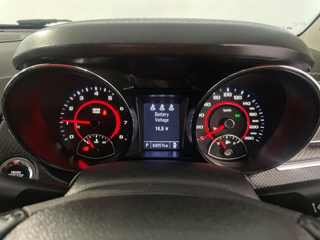 Photo '21' of Holden Commodore Photo '21' of Holden Commodore