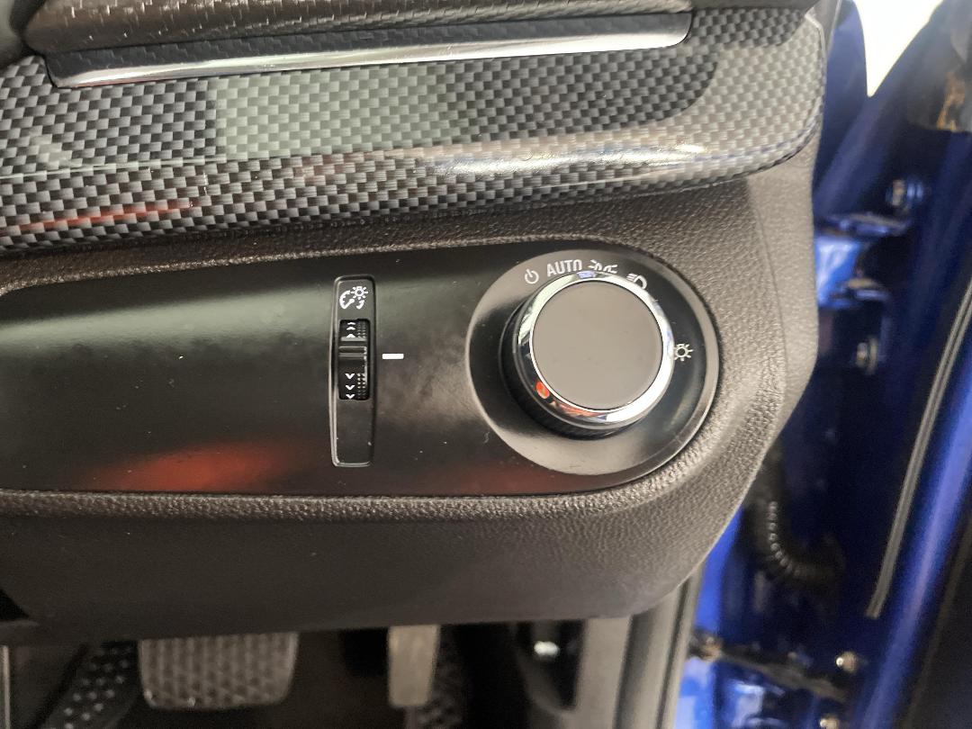 Photo '25' of Holden Commodore Photo '25' of Holden Commodore