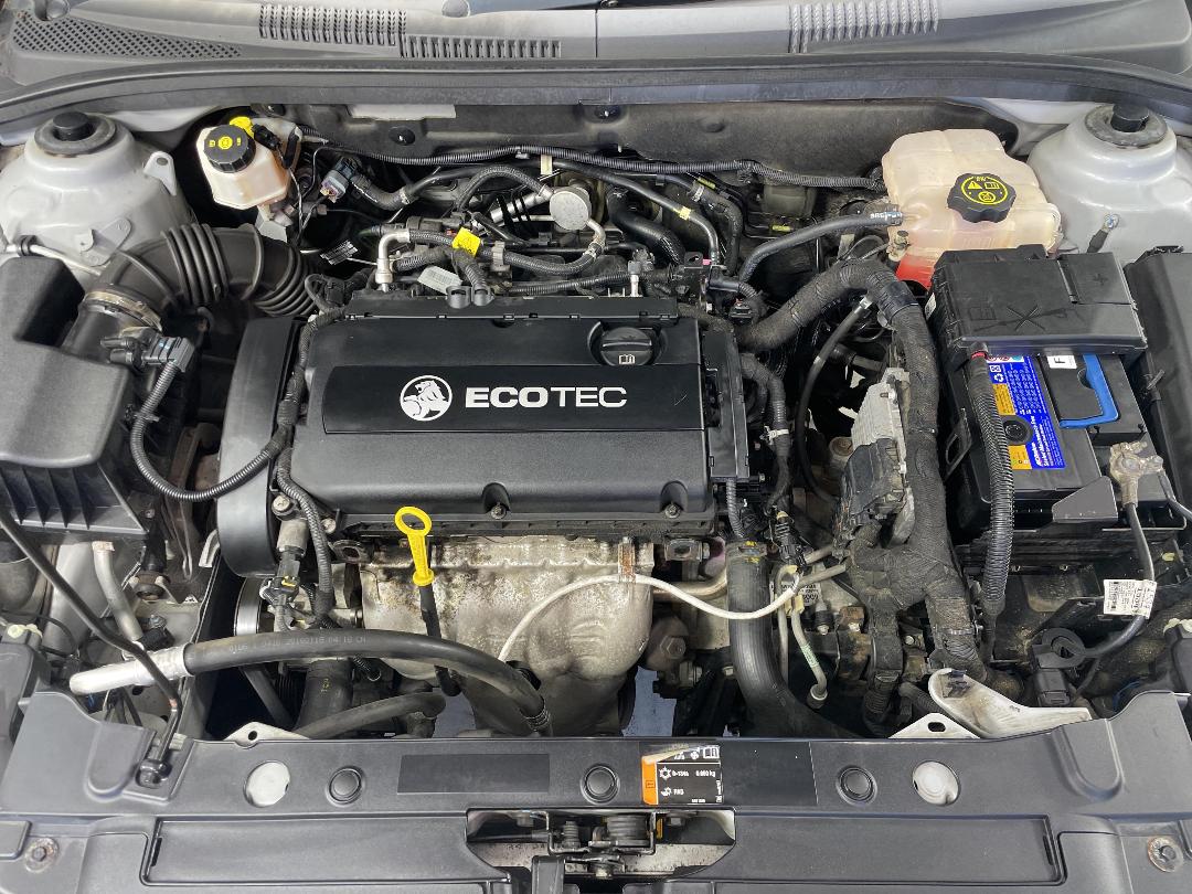 Photo '13' of Holden Cruze Photo '13' of Holden Cruze