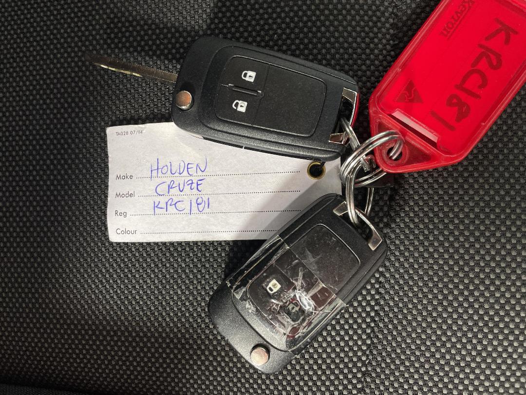 Photo '22' of Holden Cruze Photo '22' of Holden Cruze