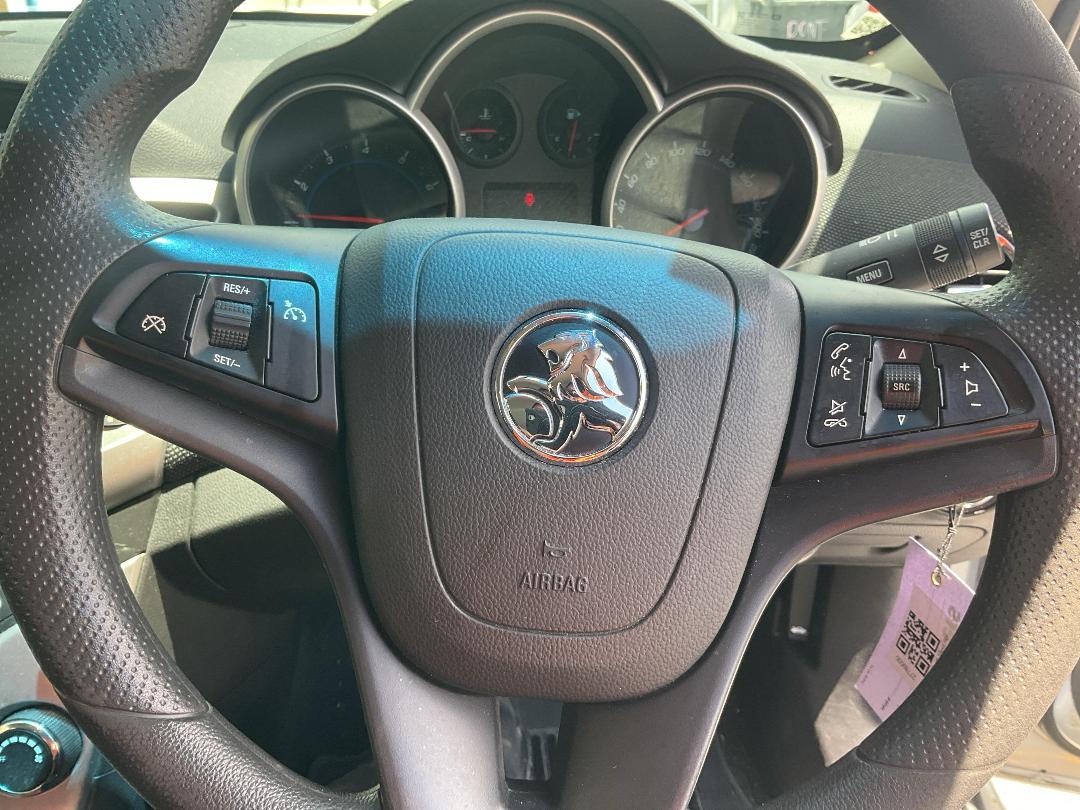 Photo '23' of Holden Cruze Equipe Photo '23' of Holden Cruze Equipe