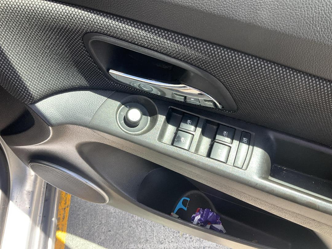 Photo '22' of Holden Cruze Equipe Photo '22' of Holden Cruze Equipe