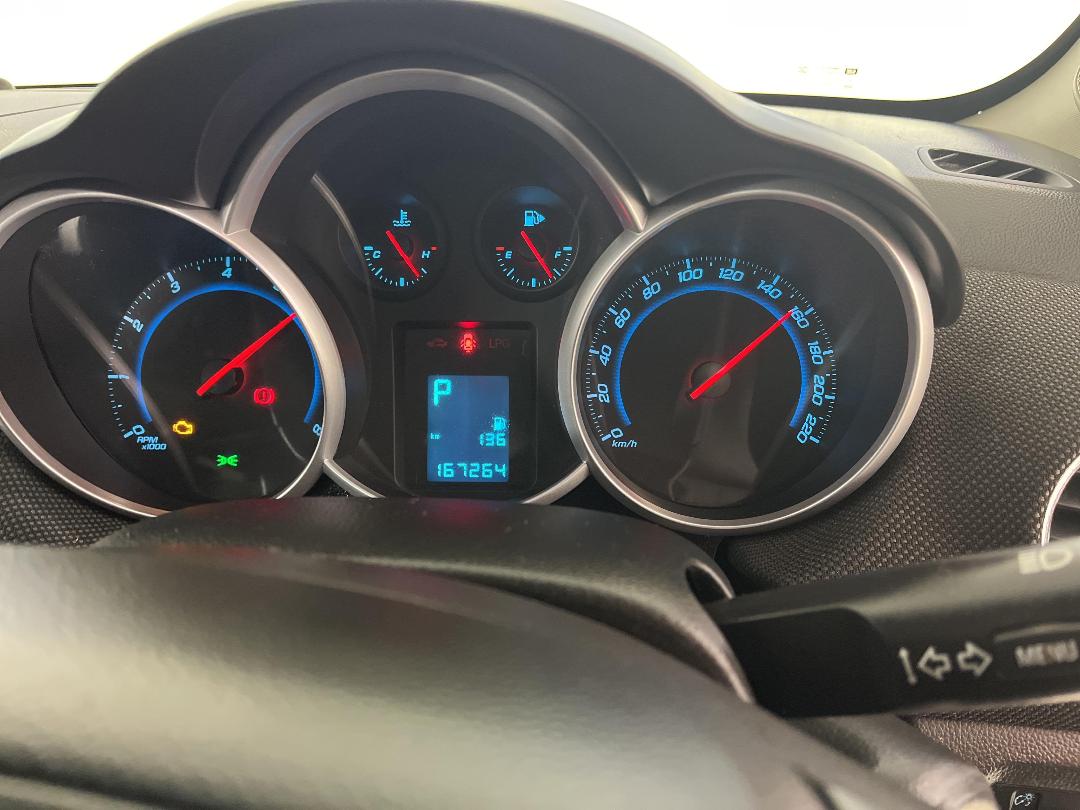 Photo '21' of Holden Cruze Photo '21' of Holden Cruze