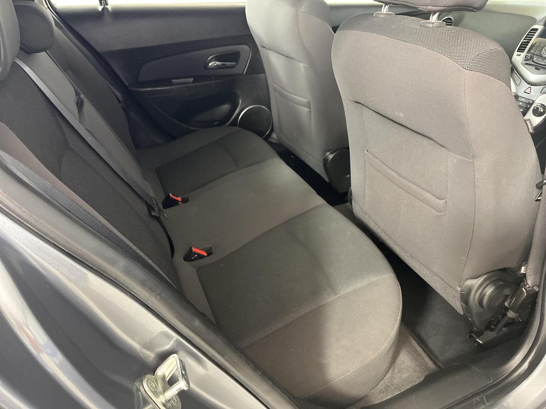 Photo '20' of Holden Cruze Photo '20' of Holden Cruze