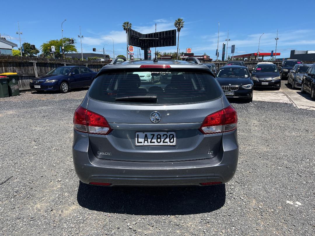 Photo '6' of Holden Cruze CD