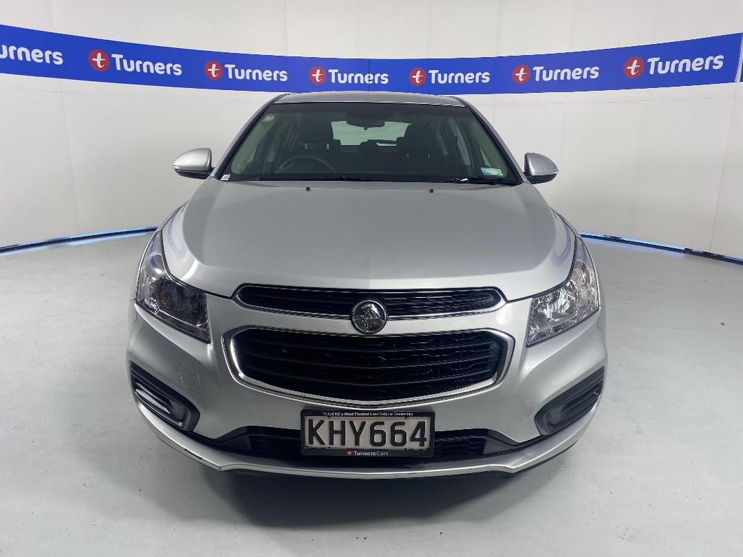 Photo '2' of Holden Cruze