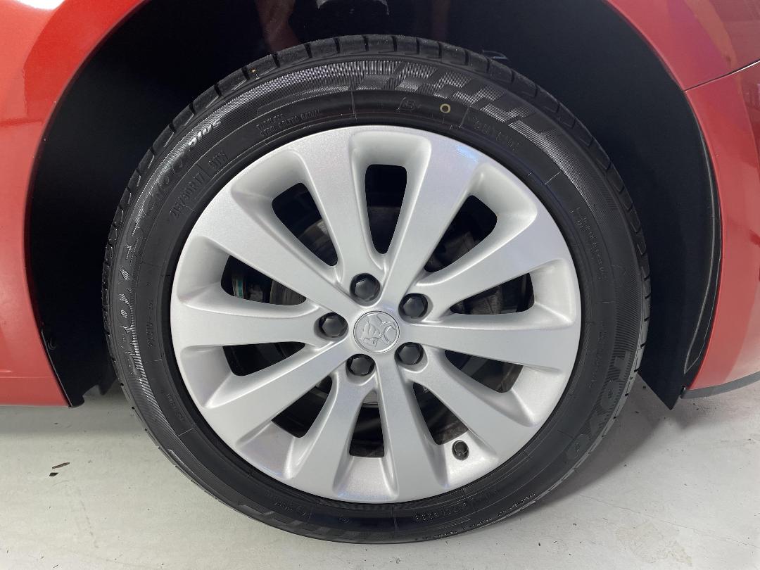 Photo '9' of Holden Cruze