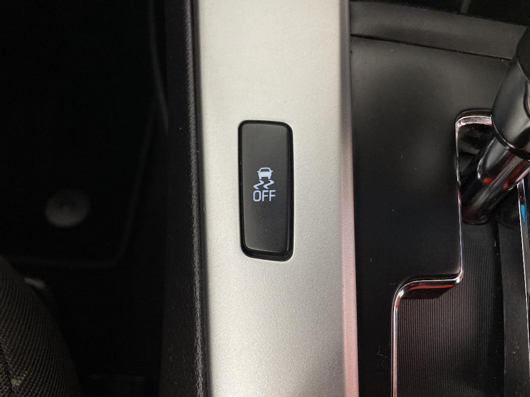 Photo '25' of Holden Cruze