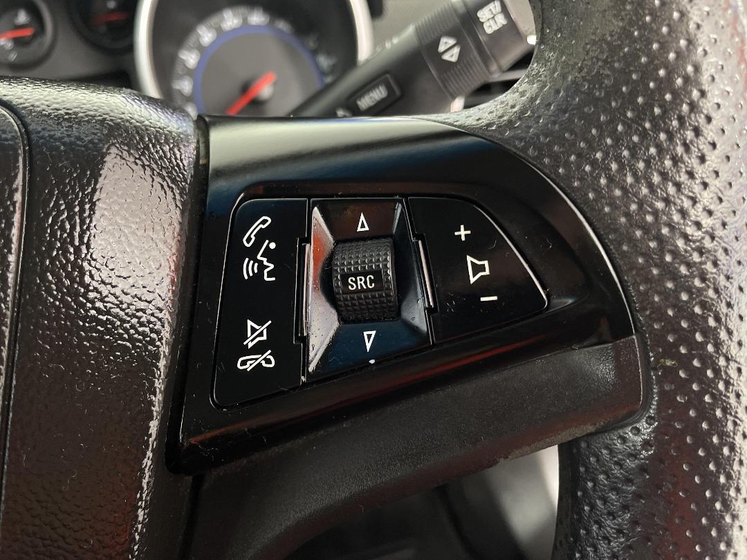 Photo '23' of Holden Cruze