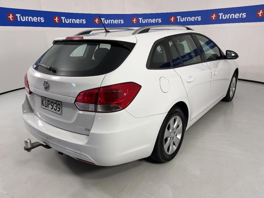 Photo '7' of Holden Cruze