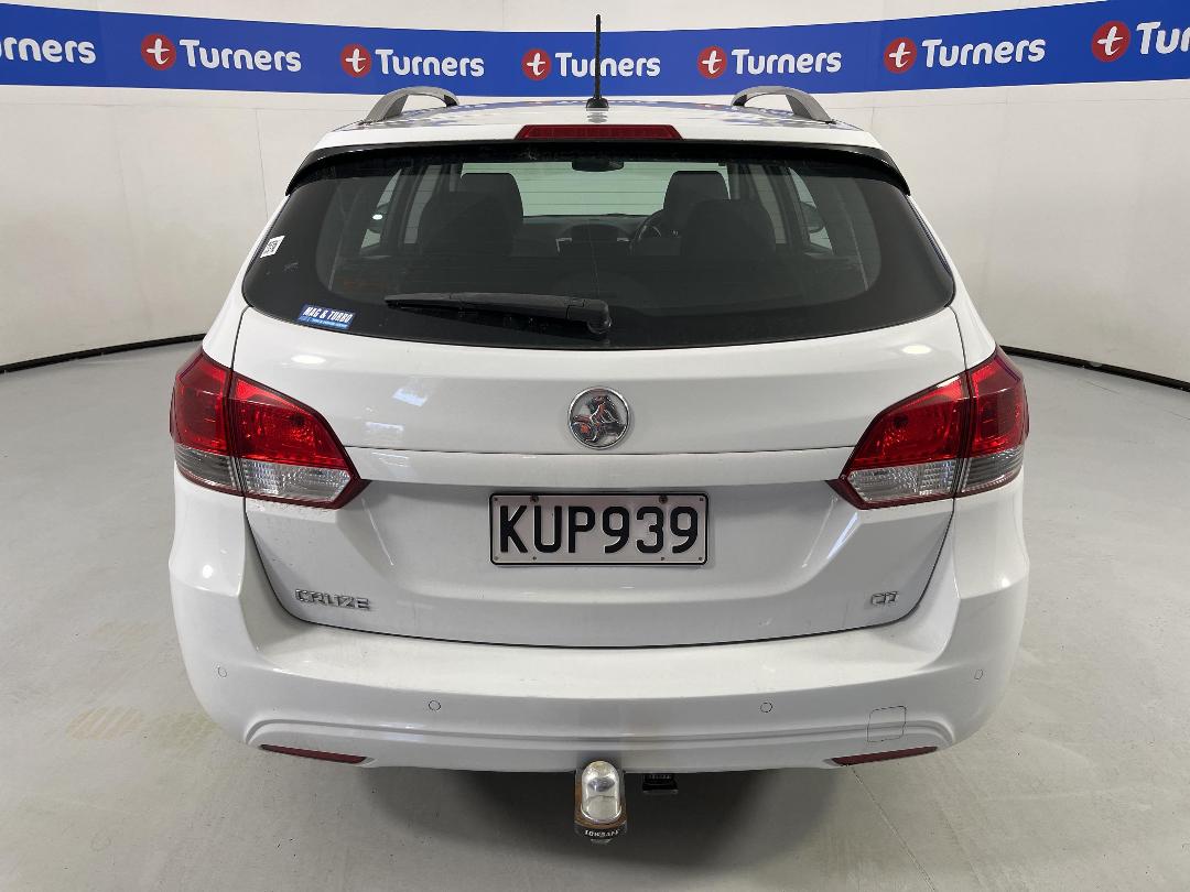 Photo '6' of Holden Cruze