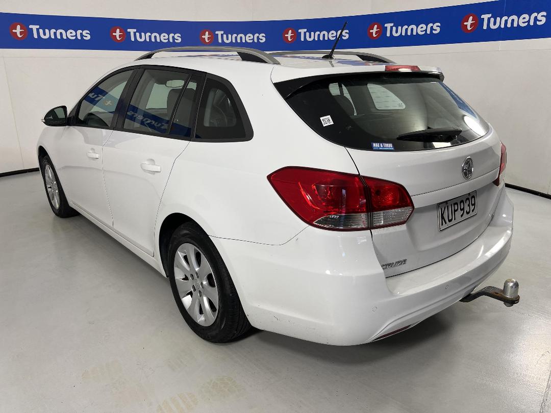 Photo '5' of Holden Cruze