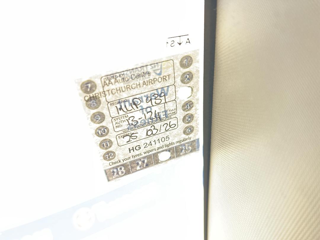 Photo '23' of Holden Cruze