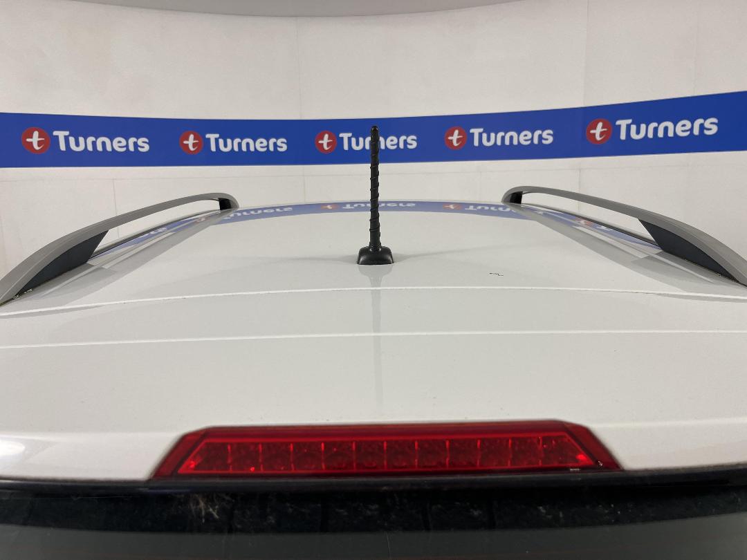 Photo '27' of Holden Cruze