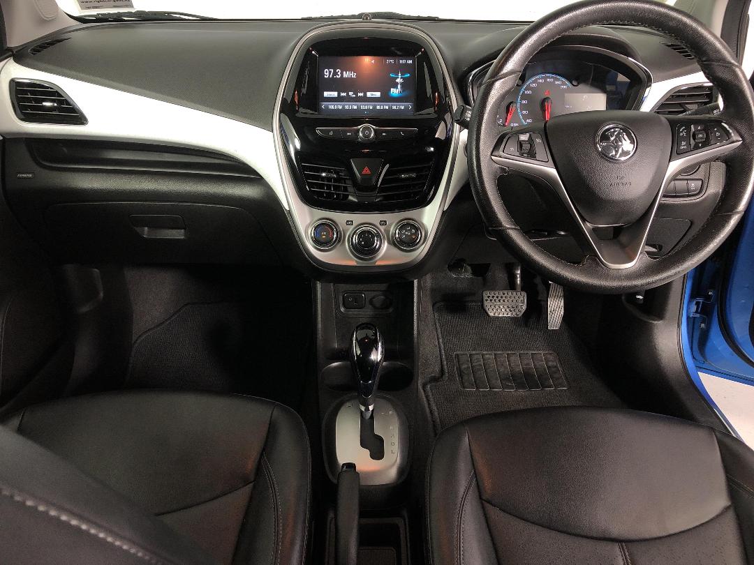 Photo '17' of Holden Spark