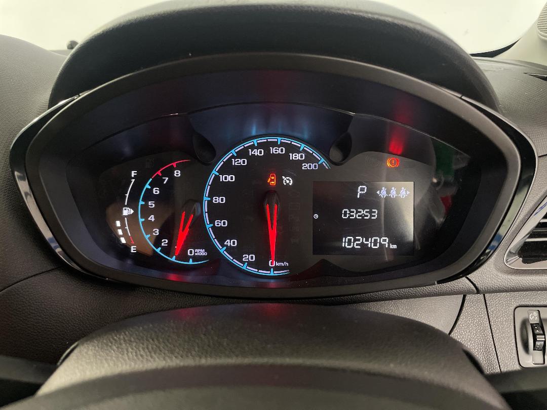 Photo '21' of Holden Spark