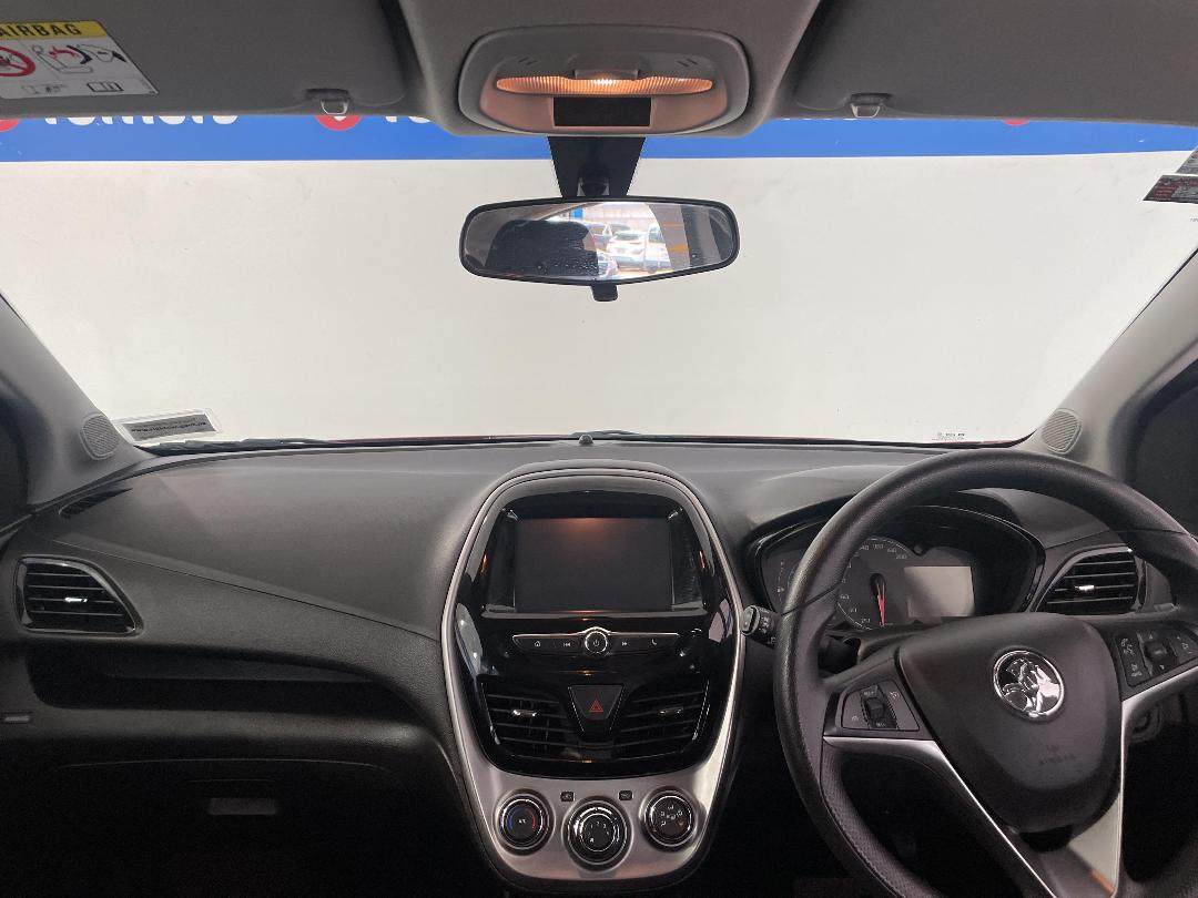 Photo '17' of Holden Spark