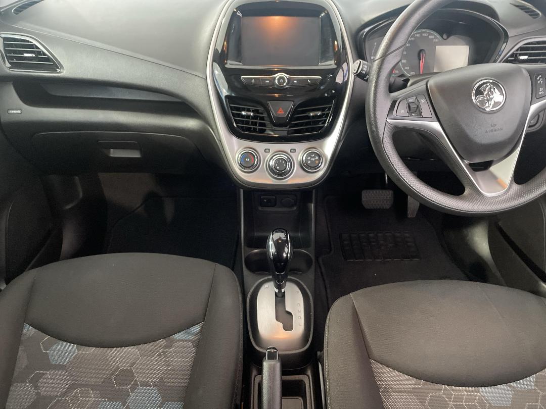 Photo '18' of Holden Spark