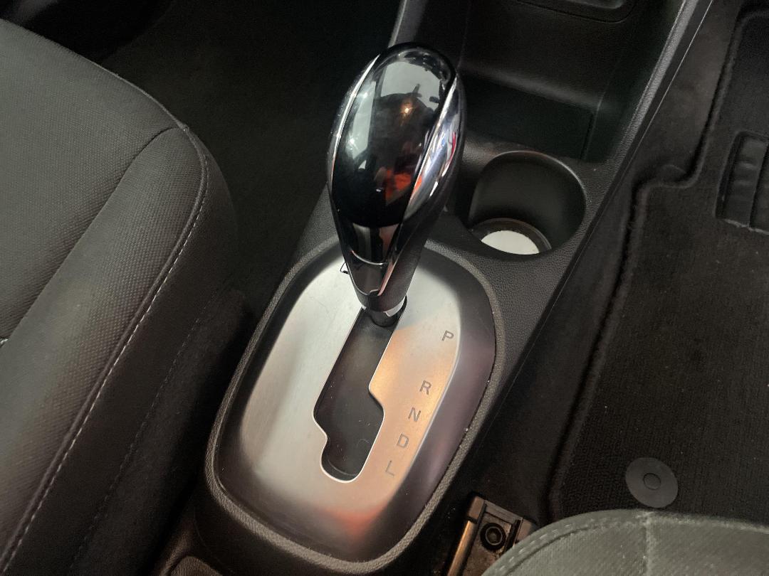 Photo '30' of Holden Spark