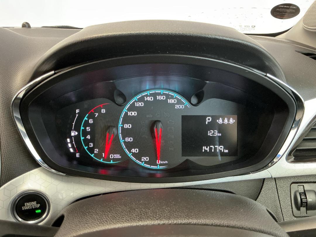 Photo '21' of Holden Spark