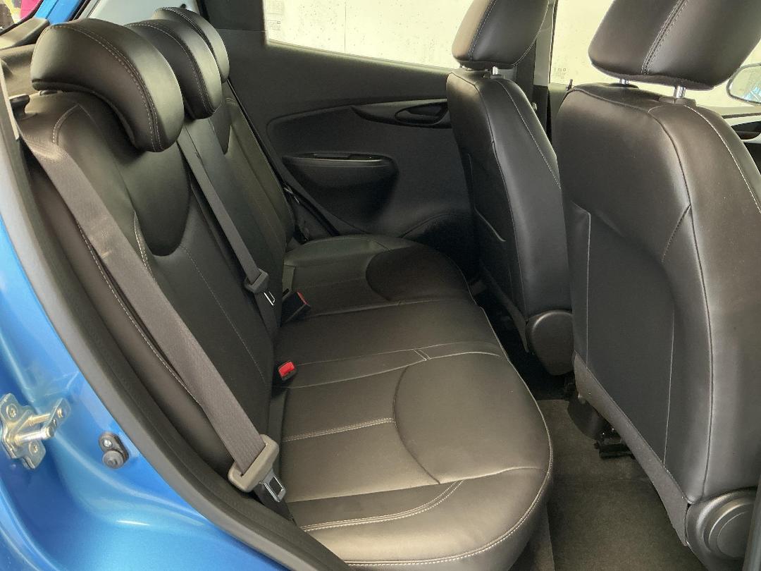 Photo '20' of Holden Spark