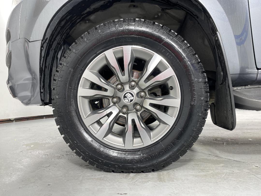 Photo '10' of Holden Trailblazer