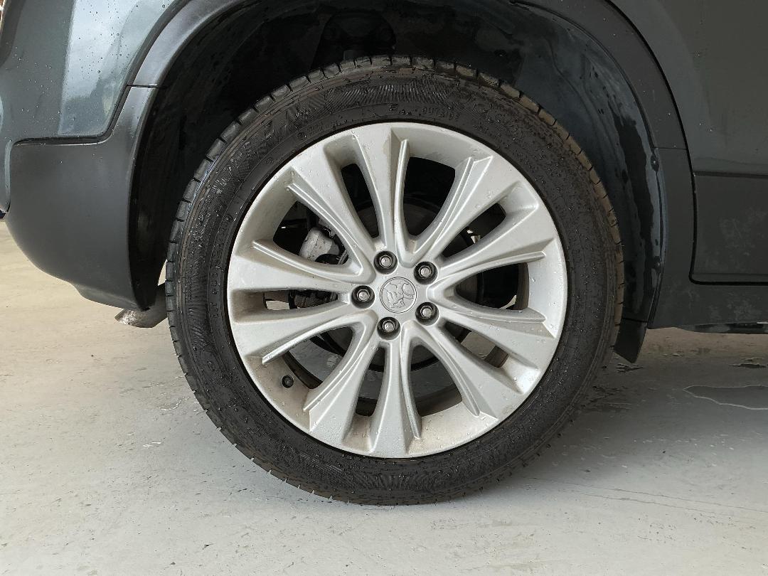 Photo '12' of Holden Trax