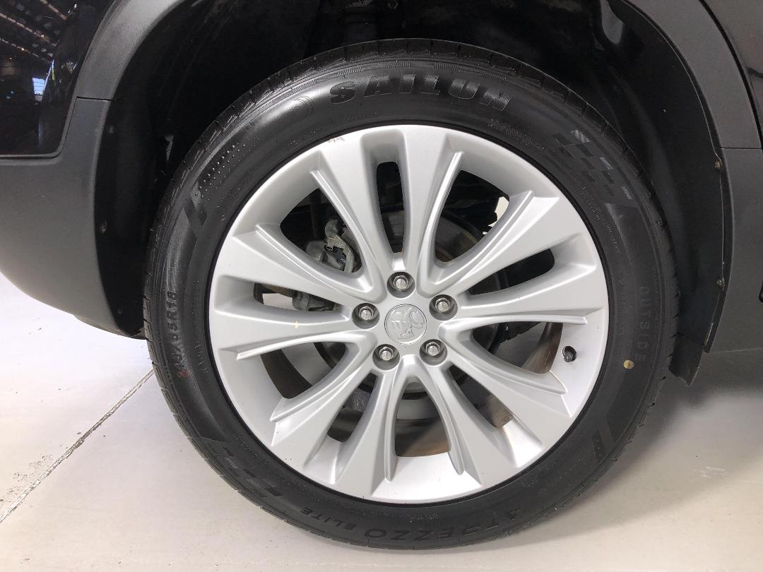 Photo '12' of Holden Trax