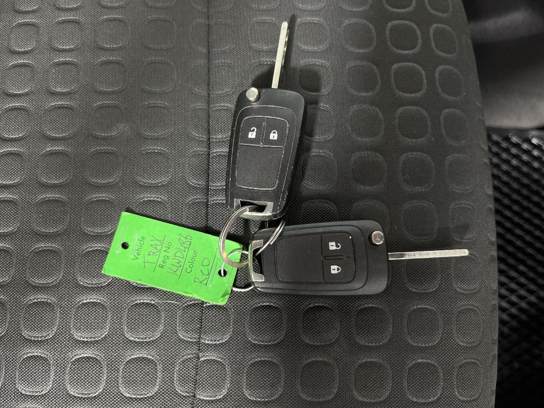 Photo '22' of Holden Trax Photo '22' of Holden Trax