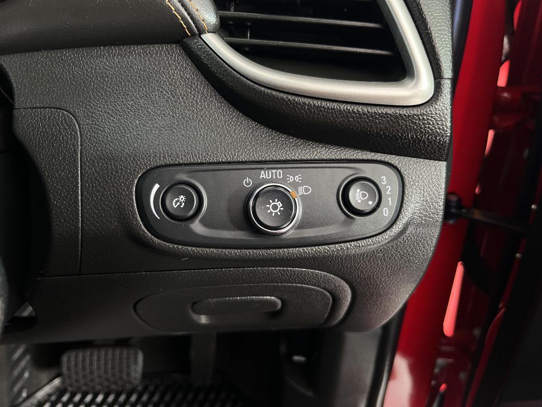 Photo '29' of Holden Trax Photo '29' of Holden Trax