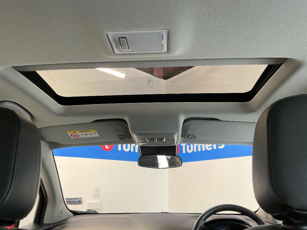 Photo '24' of Holden Trax