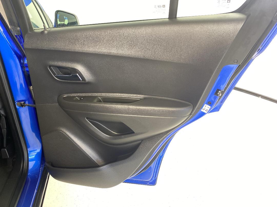 Photo '19' of Holden Trax Photo '19' of Holden Trax