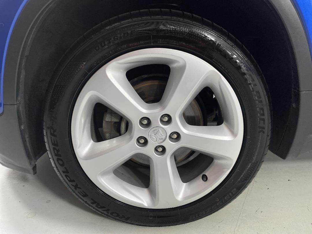 Photo '10' of Holden Trax Photo '10' of Holden Trax