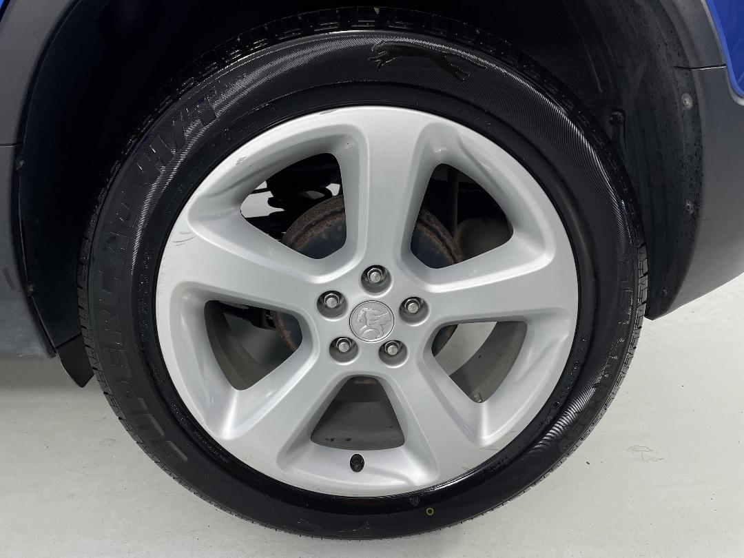 Photo '11' of Holden Trax Photo '11' of Holden Trax