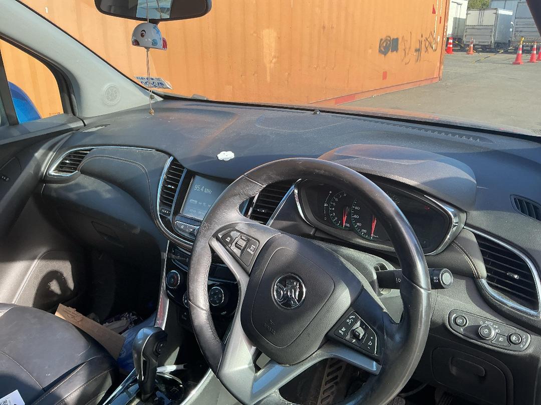 Photo '11' of Holden Trax LTZ