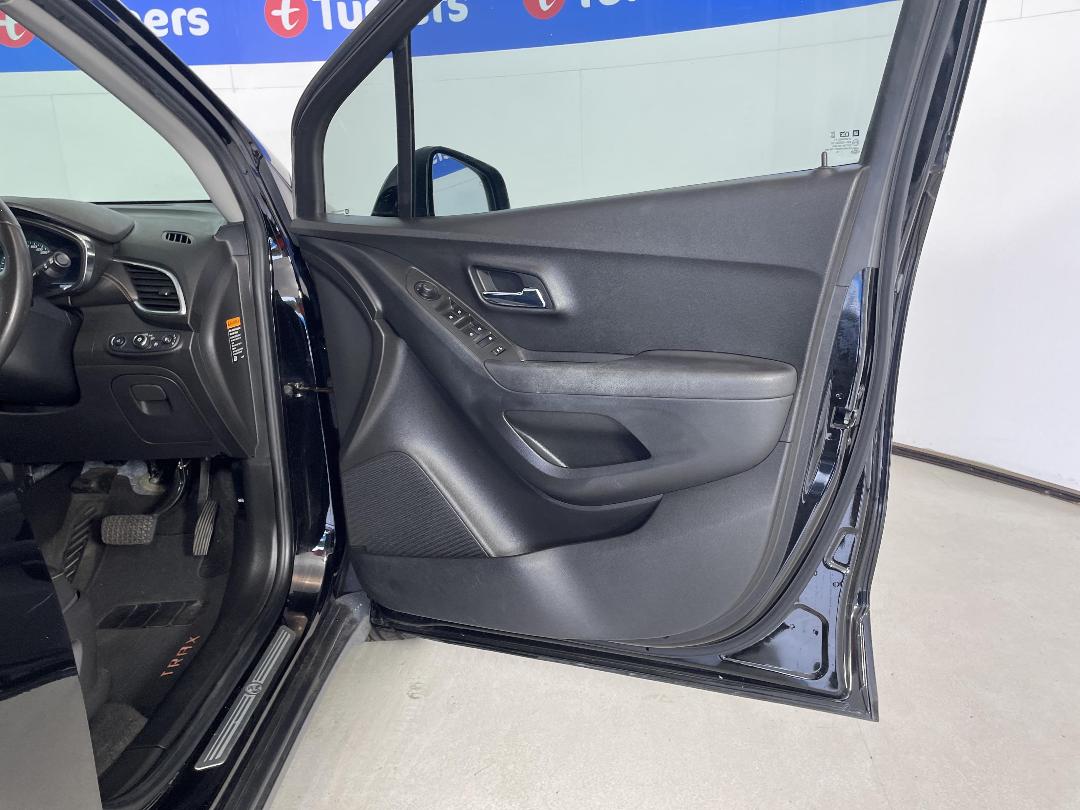 Photo '15' of Holden Trax Photo '15' of Holden Trax