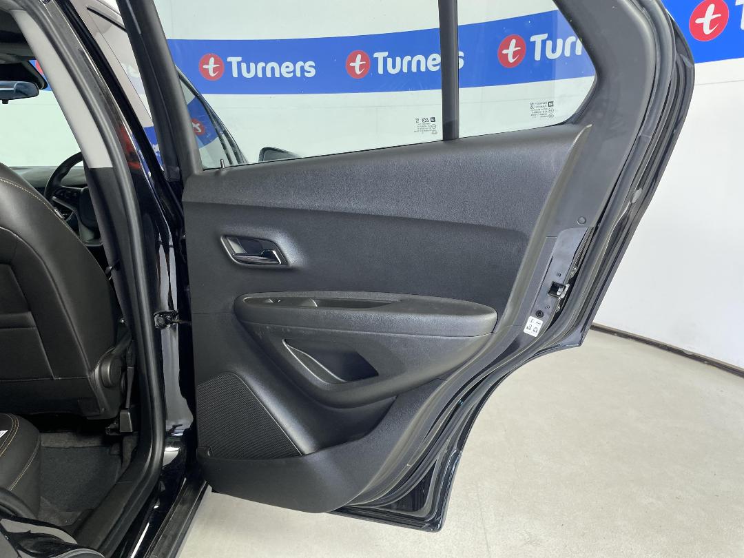 Photo '19' of Holden Trax Photo '19' of Holden Trax