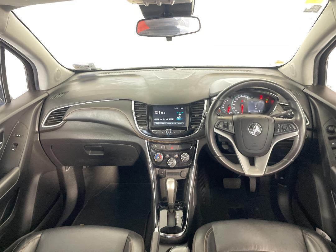 Photo '17' of Holden Trax Photo '17' of Holden Trax